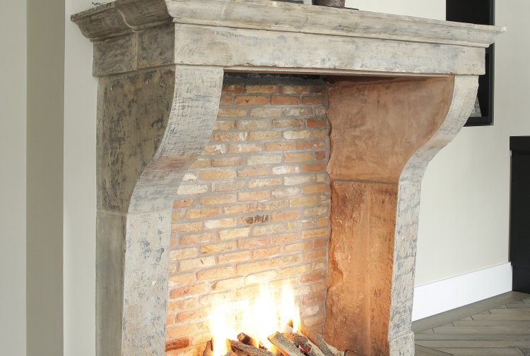 antique fireplace aus 19. Jahrhundert