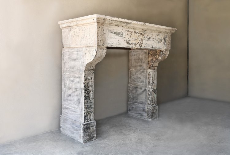 Campagnarde stil chimney