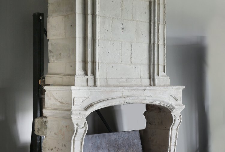 einzigartiger Schlosskamin