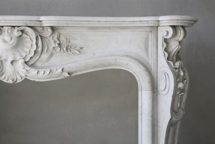 Carrara marmor kamin