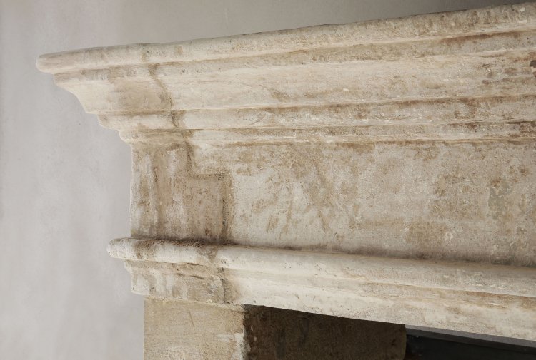 antiker französischer Schlosskamin