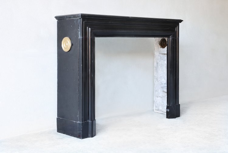 Noir de mazy marmor kaminmaske