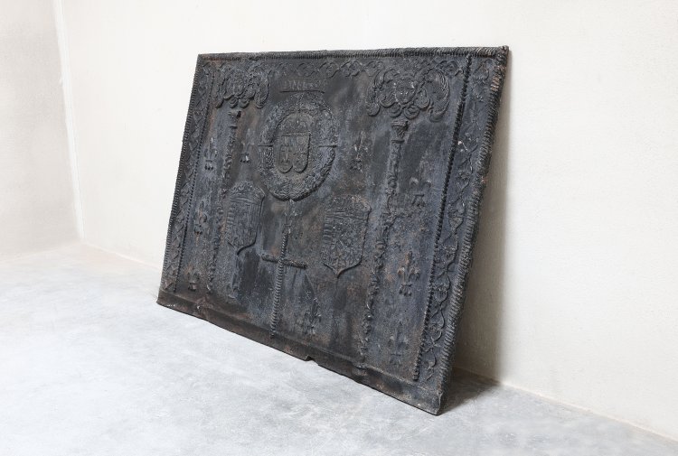 alte französischer kaminplatte