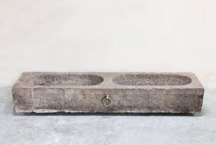 antiker trog von marquise marmor