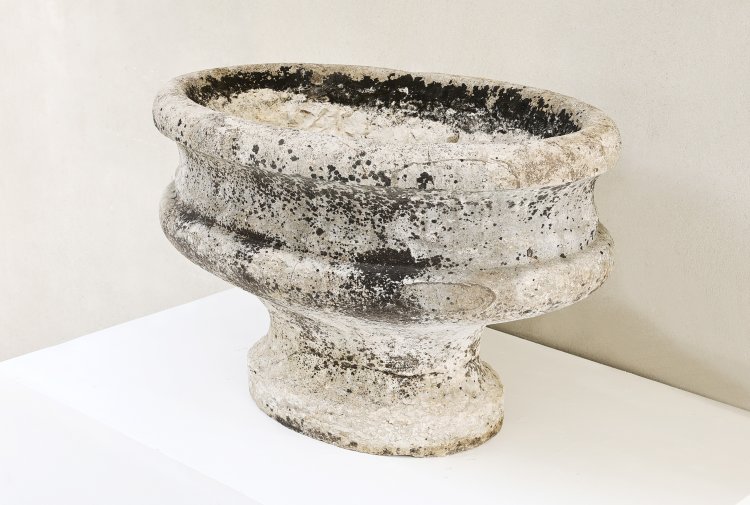 alte vase von französischer kalkstein