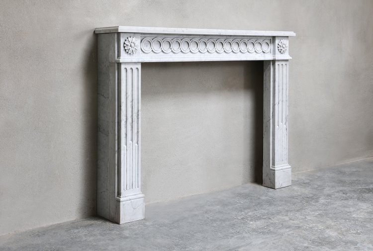 Louis XVI marmor kamin